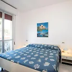 Oltremare * Principina a Mare