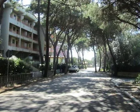 Oltremare Apartament *